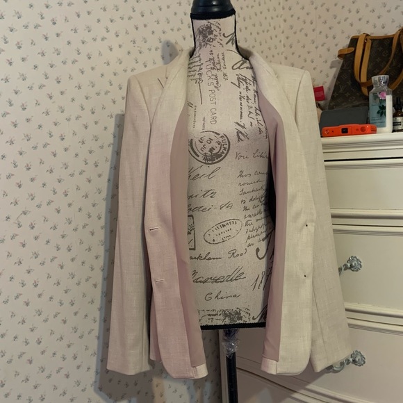 Donna Karan New York sculpture suit jacket - Picture 15 of 16